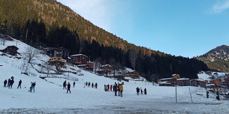 Ayder Yaylası’nda kış turizmi canlandı