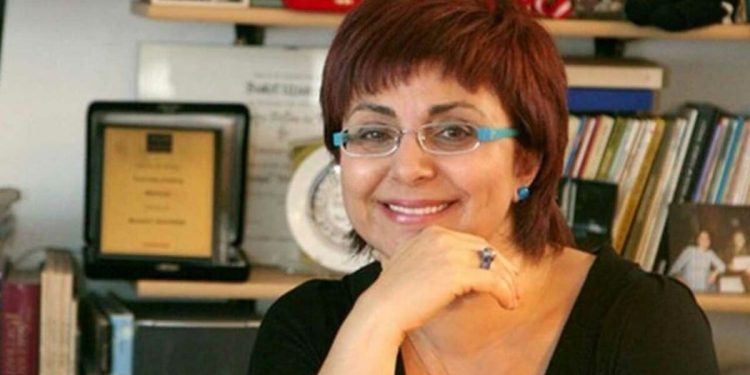 Buket Uzuner’den iklim değişikliğinin son kitabı: Ateş