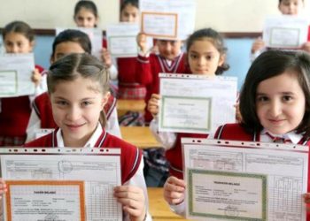 Okullar bugün yarıyıl tatiline giriyor