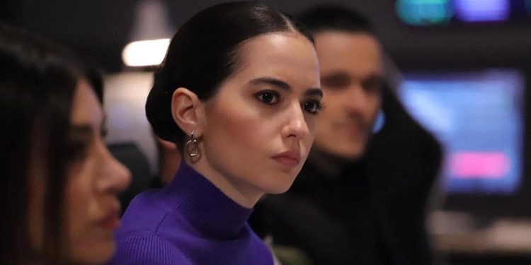 Teşkilat’ın Pınar’ı kış vakti iç ısıttı, Instagram coştu! Suyun içerisinde süzüldü: “Yerim seni ben”