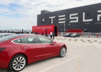 Tesla’nın uygun fiyatlı modeli ertelenebilir